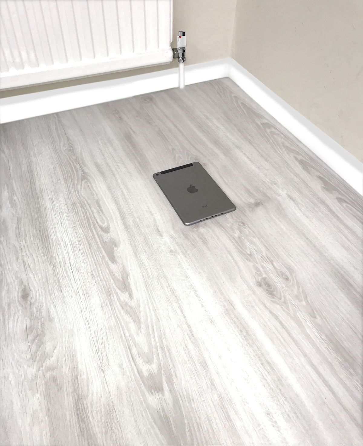 White LVT Vinyl Click Plank Flooring - 4.2mm Thick - Water Resistance - 25  Years Warranty