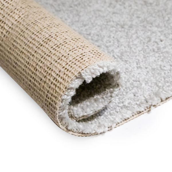 White Clouds Shade Saxony Carpet